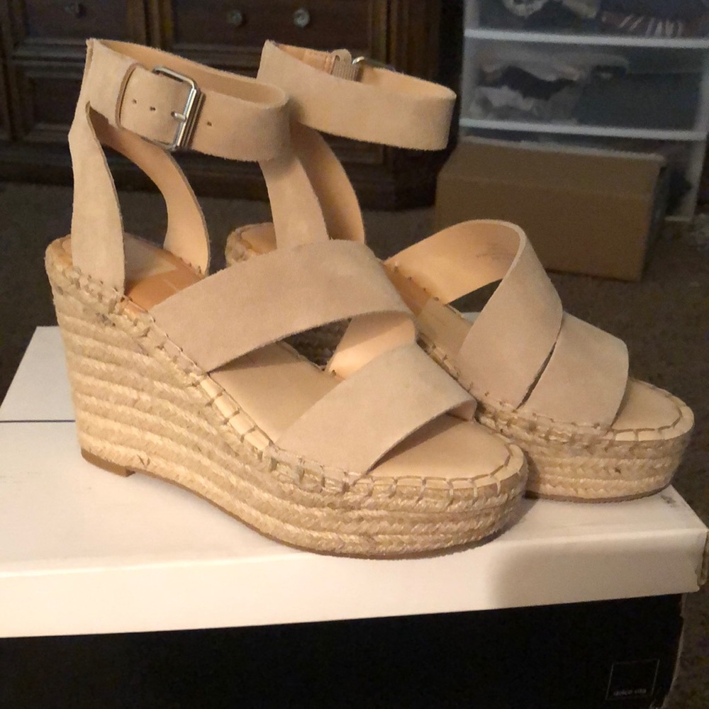 Ankle strap wedge sandals